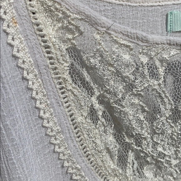 KIMCHI BLUE | White Lace & Ruffle Tank - Picture 6 of 14